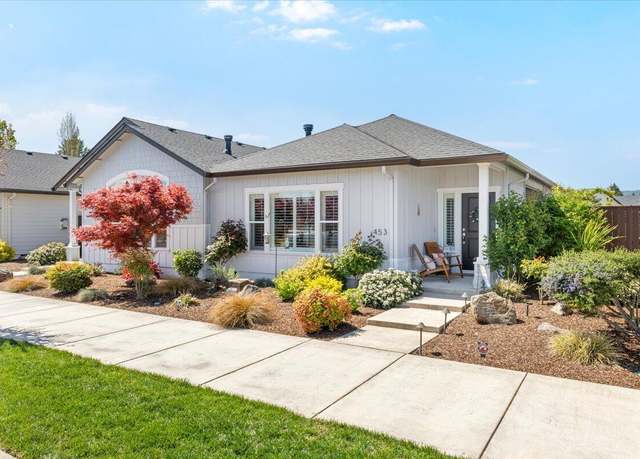 Property at 453 S Haskell St, Central Point, OR 97502, 2 beds, 2 baths