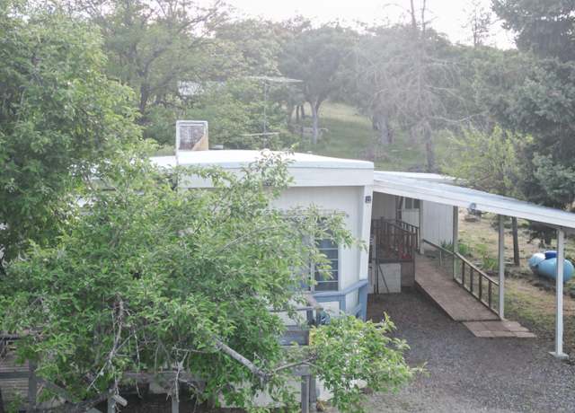 Property at 655 E Rolling Hills Dr, Eagle Point, OR 97524, 1 bed, 1 bath