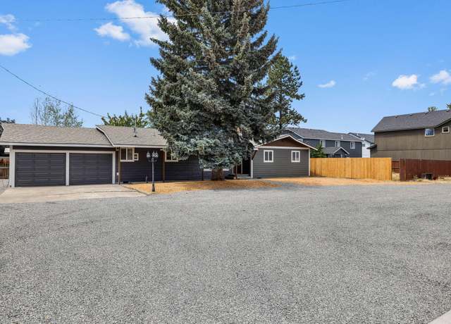 Property at 61125 Brosterhous Rd, Bend, OR 97702, 3 beds, 2 baths