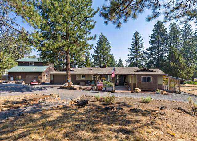 Property at 20518 Pine Vista Dr, Bend, OR 97702, 2 beds, 2 baths