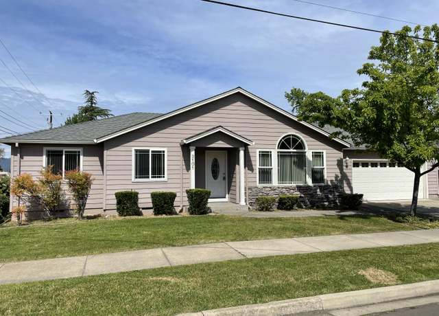 Property at 2101 Whittle Ave, Medford, OR 97504, 3 beds, 2 baths