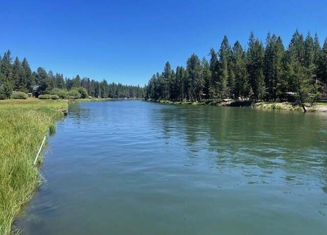 Property at 17039 Upland Rd, Bend, OR 97707, 3 beds, 2 baths