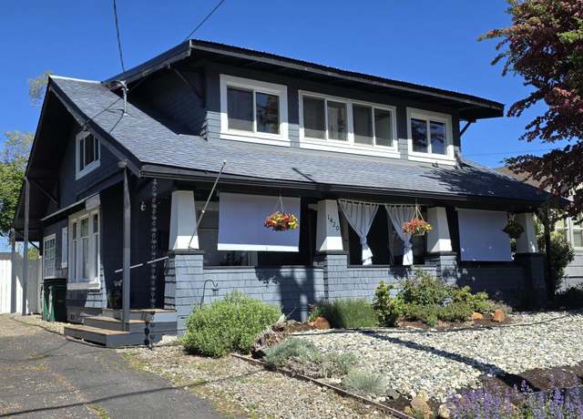 Property at 1420 Lookout Ave, Klamath Falls, OR 97601, 3 beds, 2 baths