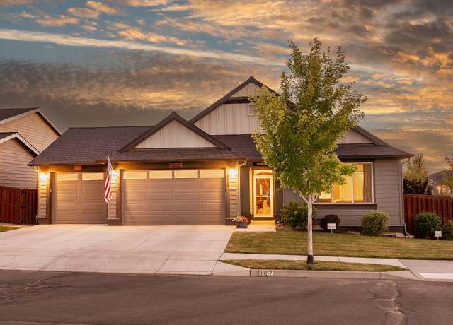 Property at 1397 NE Wilshire Dr, Prineville, OR 97754, 3 beds, 3 baths