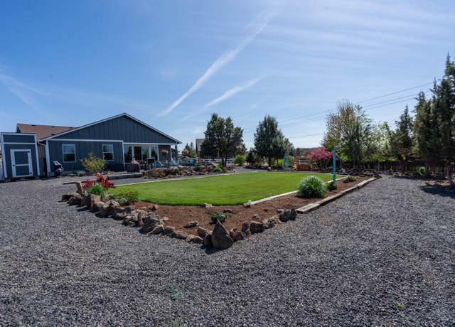 Property at 983 Foss Dr, Terrebonne, OR 97760, 3 beds, 2 baths