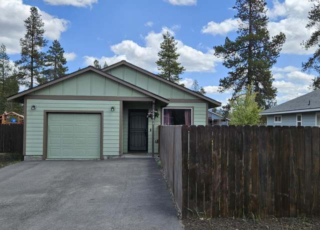 Property at 52464 Medill Ct, La Pine, OR 97739, 3 beds, 2 baths