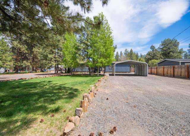 Property at 60262 Arapaho Ln, Bend, OR 97702, 4 beds, 2 baths