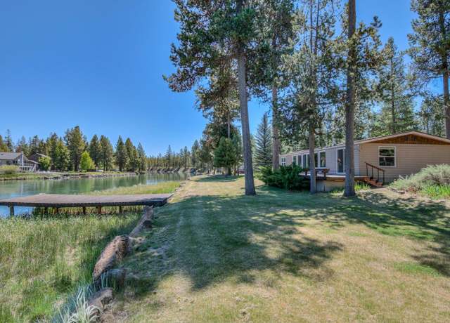 Property at 17145 Merganser Dr, Bend, OR 97707, 2 beds, 2 baths