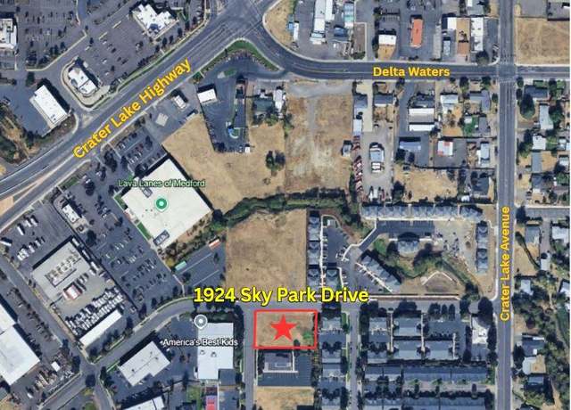 Property at 1924 Sky Park Dr, Medford, OR 97504