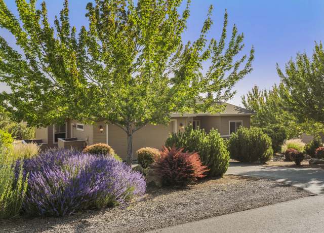 Property at 10192 Sundance Ridge Loop, Redmond, OR 97756, 3 beds, 2.5 baths
