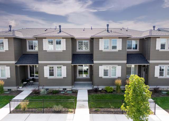 Property at 3027 NE Red Jasper Pl, Bend, OR 97701, 3 beds, 2.5 baths