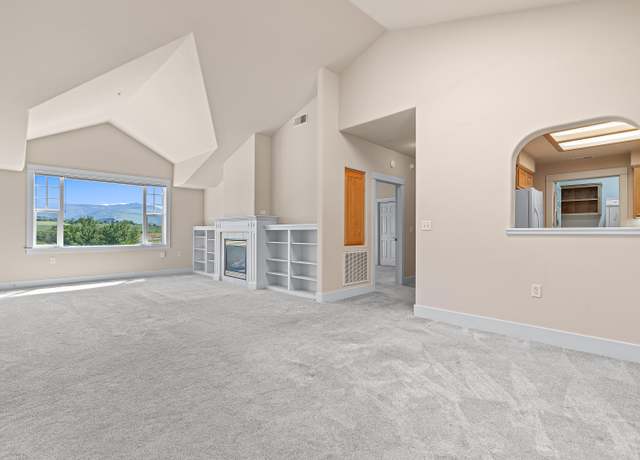 Property at 992 Golden Aspen Pl, Ashland, OR 97520, 2 beds, 2 baths