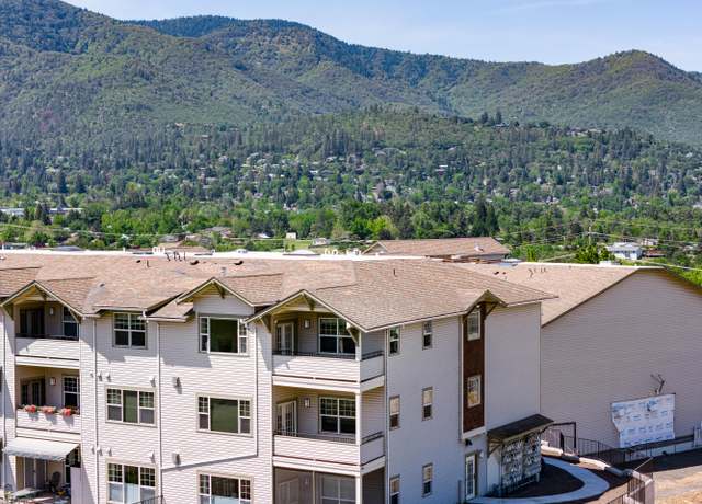 Property at 992 Golden Aspen Pl, Ashland, OR 97520, 2 beds, 2 baths