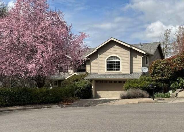 Property at 460 Sunshine Cir, Ashland, OR 97520, 5 beds, 3.5 baths