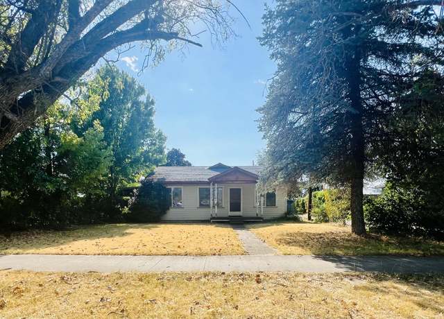 Property at 512 King St, Medford, OR 97501, 2 beds, 1 bath