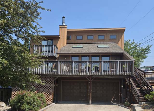 Property at 2245 Hughes St, Klamath Falls, OR 97601, 4 beds, 2 baths