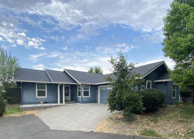 Property at 1240 Shafer Ln, Medford, OR 97501, 3 beds, 2 baths