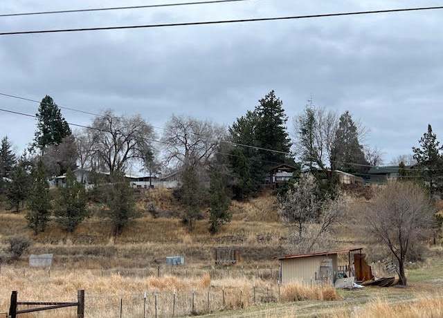 Property at 486 NE 13th St, Prineville, OR 97754