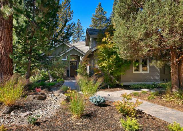Photo of 19501 Todd Lake Ct, Bend, OR 97702