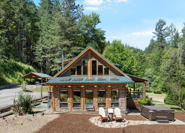 Property at 487 Wagon Trail Dr, Jacksonville, OR 97530, 4 beds, 2 baths