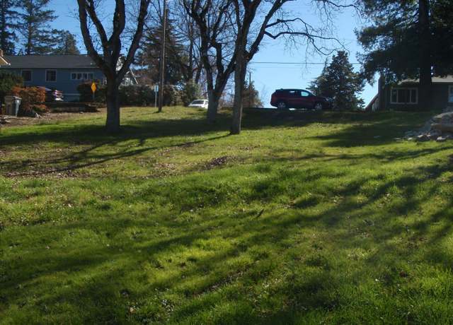 Property at 2449 Capital Ave, Medford, OR 97504