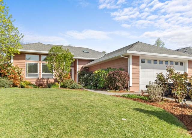 Property at 2757 Florer Dr, Grants Pass, OR 97527, 3 beds, 2 baths