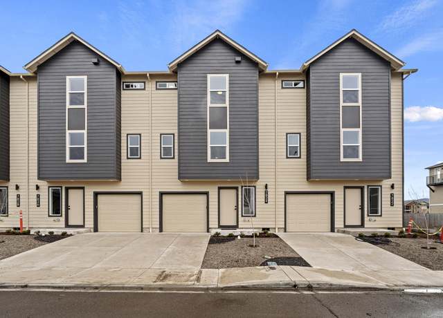 Property at 7824 Jacqueline Way, White City, OR 97503, 3 beds, 2.5 baths