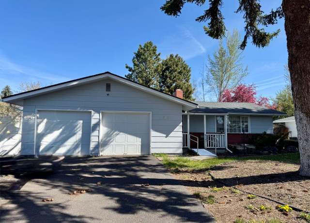 Property at 5819 Southgate Dr, Klamath Falls, OR 97603, 3 beds, 2 baths