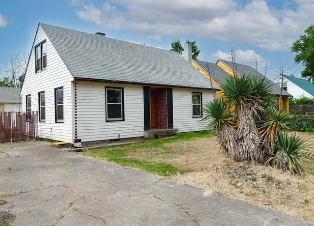 Property at 511 Fairmount St, Medford, OR 97501, 3 beds, 1 bath