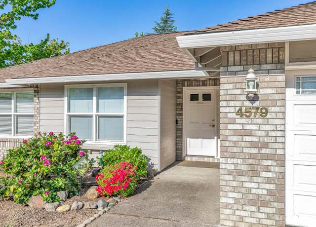 Property at 4579 Eagle Trace Dr, Medford, OR 97504, 3 beds, 2 baths
