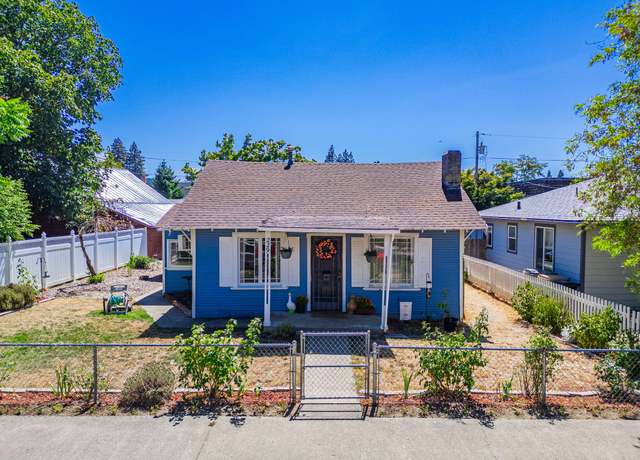 Property at 229 SW J St, Grants Pass, OR 97526, 2 beds, 1 bath