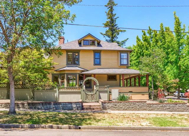 Property at 586 B St, Ashland, OR 97520, 4 beds, 5.5 baths