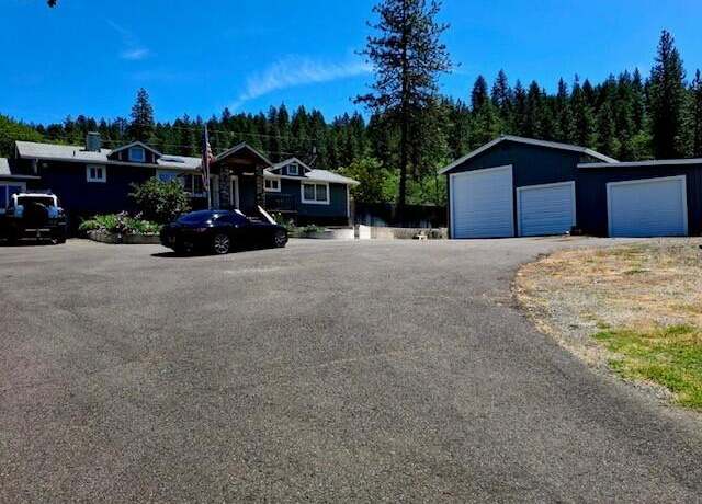 Property at 1491 Granite Hill Rd, Grants Pass, OR 97526, 4 beds, 3 baths