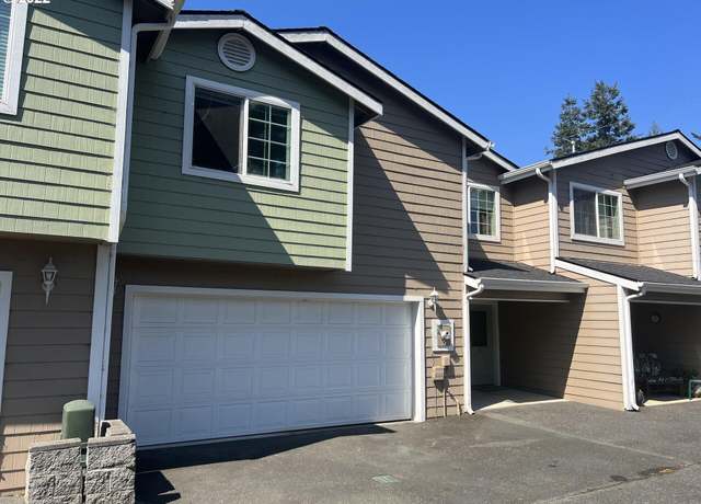 Property at 817 Easy St, Brookings, OR 97415, 3 beds, 2.5 baths