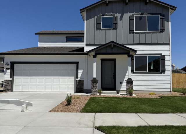 Property at 228 NW Par Ave #110, Madras, OR 97741, 4 beds, 2.5 baths