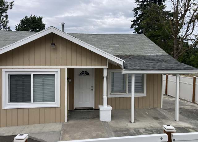 Property at 517 Spencer St, Medford, OR 97504, 3 beds, 1 bath