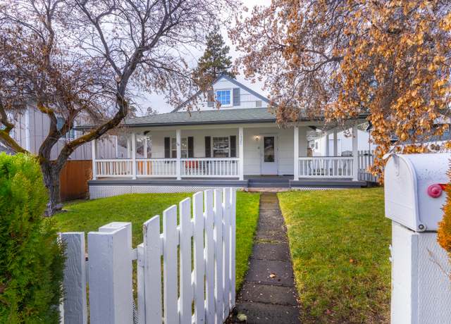 Property at 1527 NW 10th St, Bend, OR 97703, 3 beds, 1.5 baths