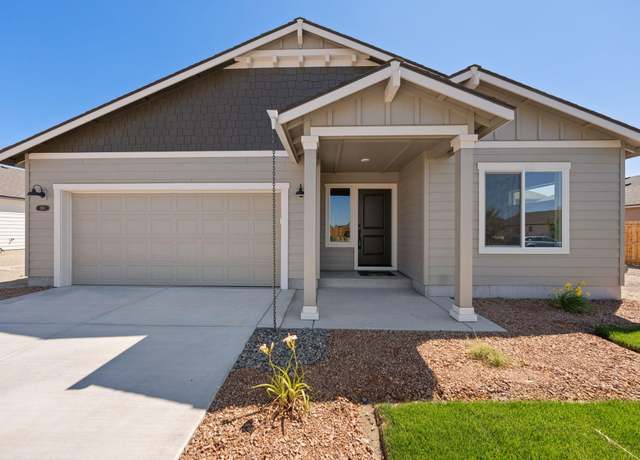 Property at 265 NW Par Ave #102, Madras, OR 97741, 3 beds, 2 baths