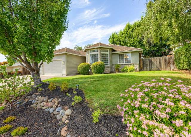 Property at 2901 Fredrick Dr, Medford, OR 97504, 3 beds, 2 baths