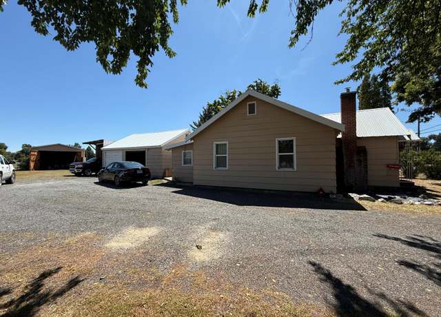 Property at 3219 Homedale Rd, Klamath Falls, OR 97603, 3 beds, 1 bath