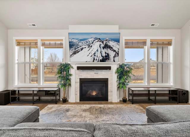 Property at 1031 NE Whistle Way, Prineville, OR 97754, 3 beds, 2.5 baths