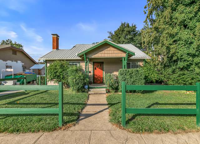 Property at 608 S Ivy St, Medford, OR 97501, 2 beds, 1 bath