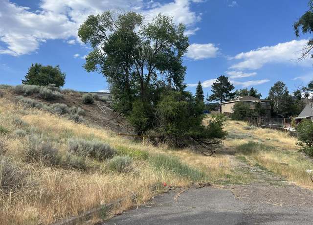 Property at 1944 Academy Ave Unit 3&4, Klamath Falls, OR 97601