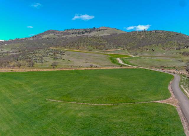 Property at 625 Cliffside Dr, Medford, OR 97504
