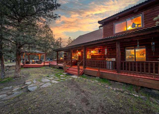 Property at 17250 Mountain View Rd, Sisters, OR 97759, 3 beds, 2 baths