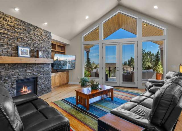 Property at 186 Highland Meadow Loop, Redmond, OR 97756, 3 beds, 2 baths