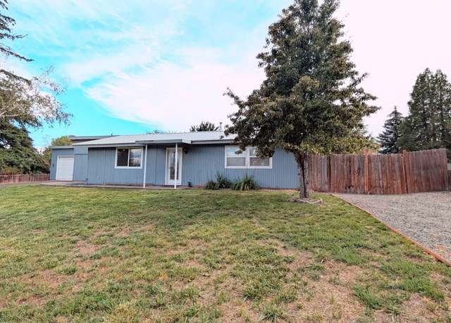 Property at 4310 Highland Way, Klamath Falls, OR 97603, 3 beds, 1.5 baths