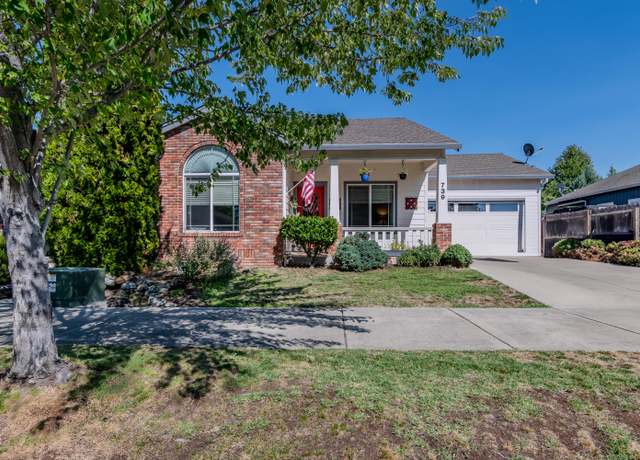 Property at 739 S Haskell St, Central Point, OR 97502, 3 beds, 2 baths