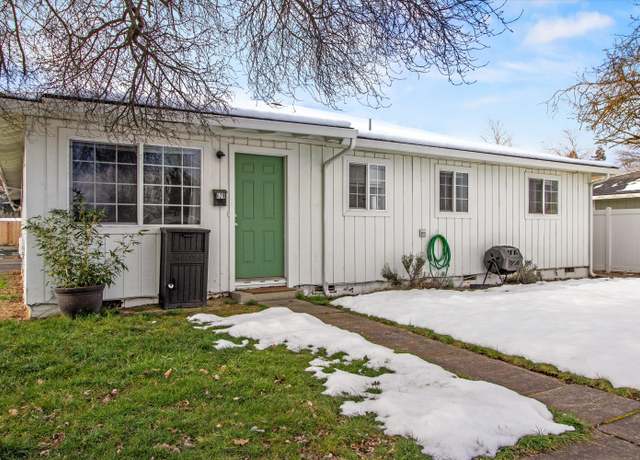 Property at 612 Hamilton St Unit 616, 620, Medford, OR 97501, 5 beds, 3 baths