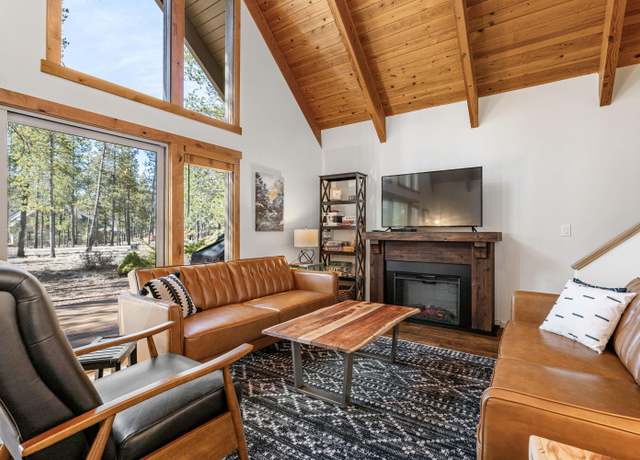 Property at 56921 Central Ln #12, Sunriver, OR 97707, 2 beds, 2 baths